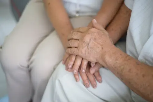 Senior-Citizen-Movers--in-Kennesaw-Georgia-senior-citizen-movers-kennesaw-georgia.jpg-image
